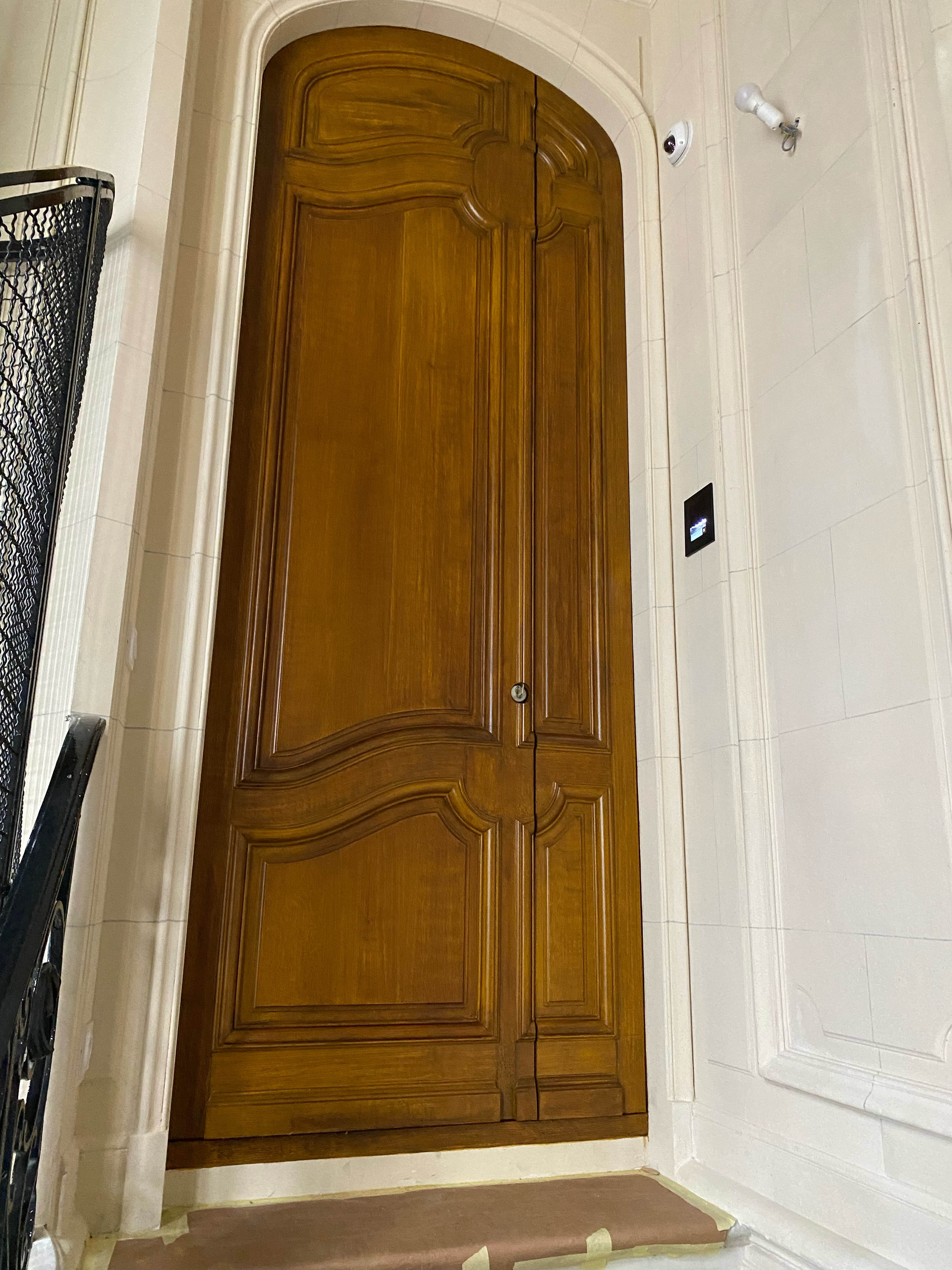 réforme de cuisine, installation nouvelle, une cuisine unique, la piece de la maison preféré. Installation clé en main. Préparez votre gateau et mettez le dans le four. Artisan Levidrat du travail bien fait.